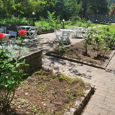 Liget Ueduelo Шиофок