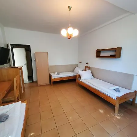 Liget üdülő Panzió *