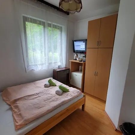 Panzió Liget üdülő *