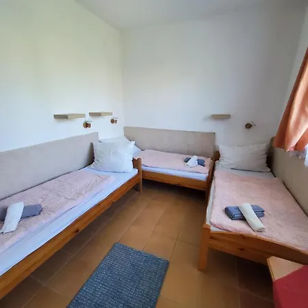 Liget üdülő * Siófok