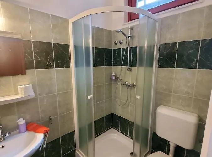 Liget Ueduelo Frühstückspension *