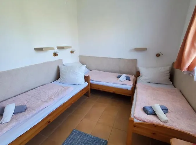 Liget Ueduelo * Siófok